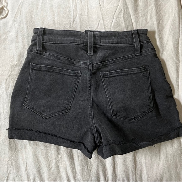 NWT Madewell Curvy High-Rise Denum Shorts in Lunar Wash!! - Picture 3 of 3